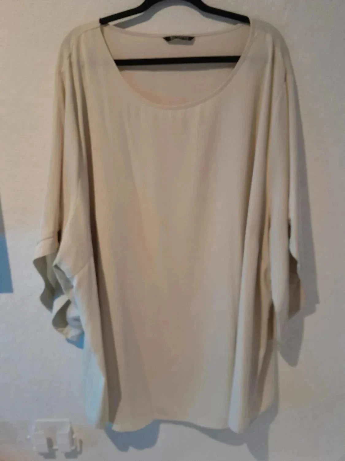 Tunique entre crème et beige clair, Taille 60, Marque Bloomchic